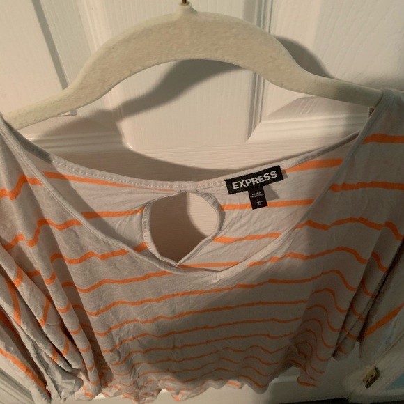 Express Top - Picture 3 of 4